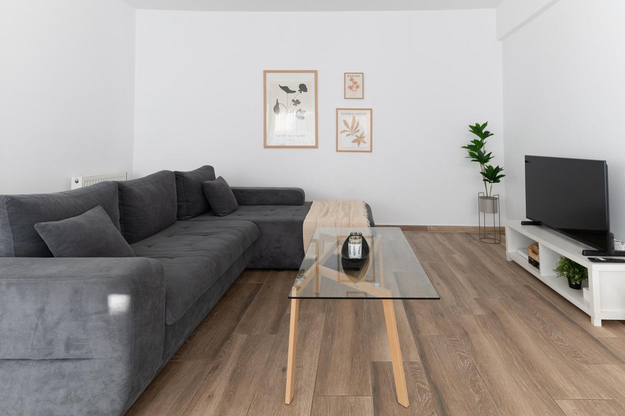 Stylish Spacious Apartment In Palaio Faliro Athènes Extérieur photo