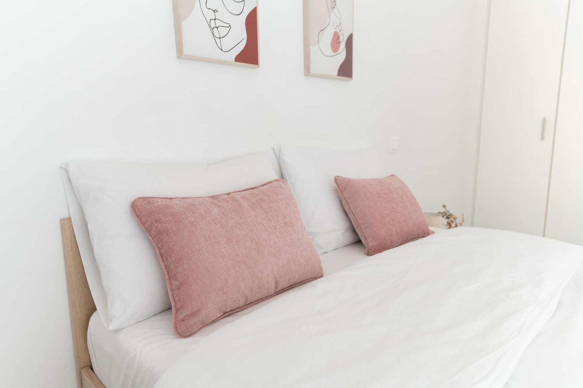 Stylish Spacious Apartment In Palaio Faliro Athènes Extérieur photo